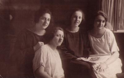 RG-06.08.03, Photograph of the Somogyi Siblings,  Josza, Ilona, Agnes and Vera, 1923