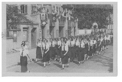 RG-05.06.03.05, League of German Girls, marching in the street.jpg